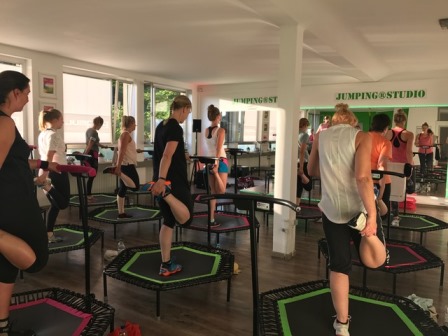 Hier gehts zu Bungee-Fitness-Kurs