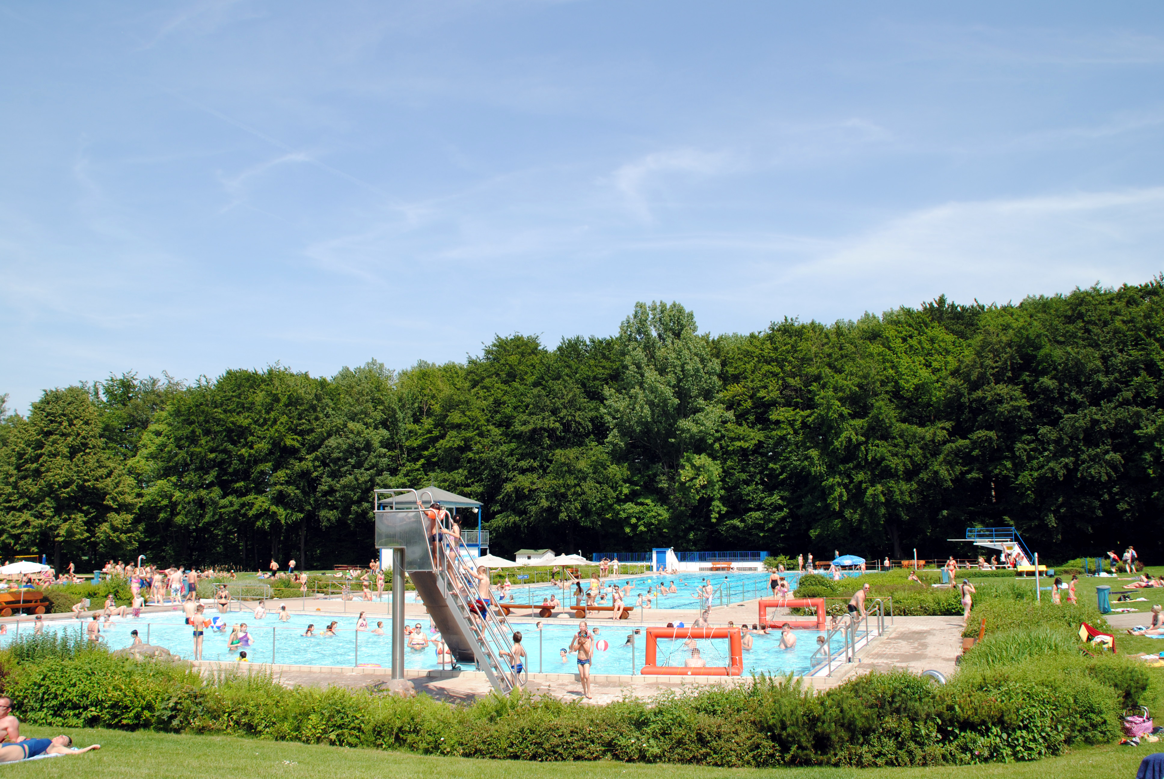Hier gehts zu Tageskarte Schwimmen